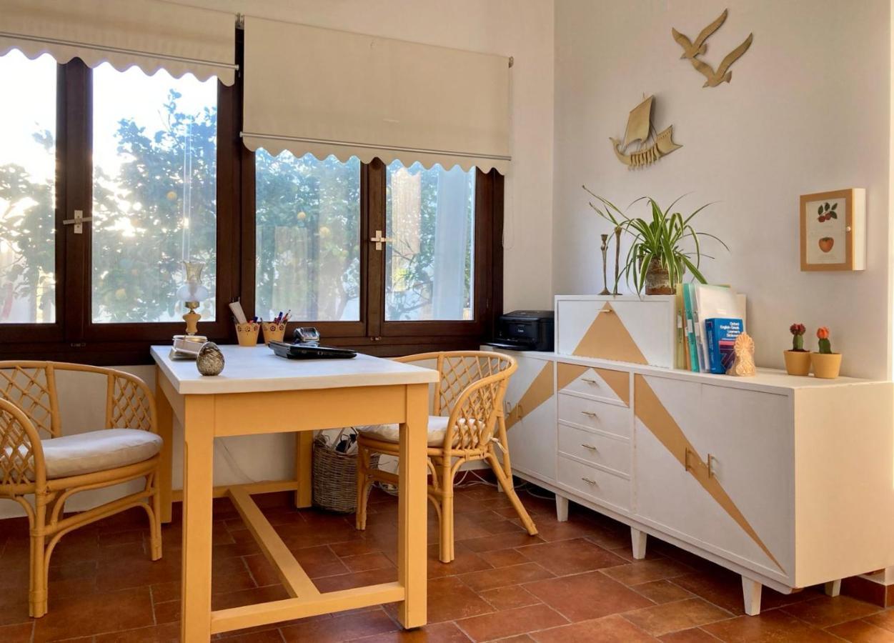 Syrou Lotos Studios & Apartments (Adults Only) Kini Buitenkant foto