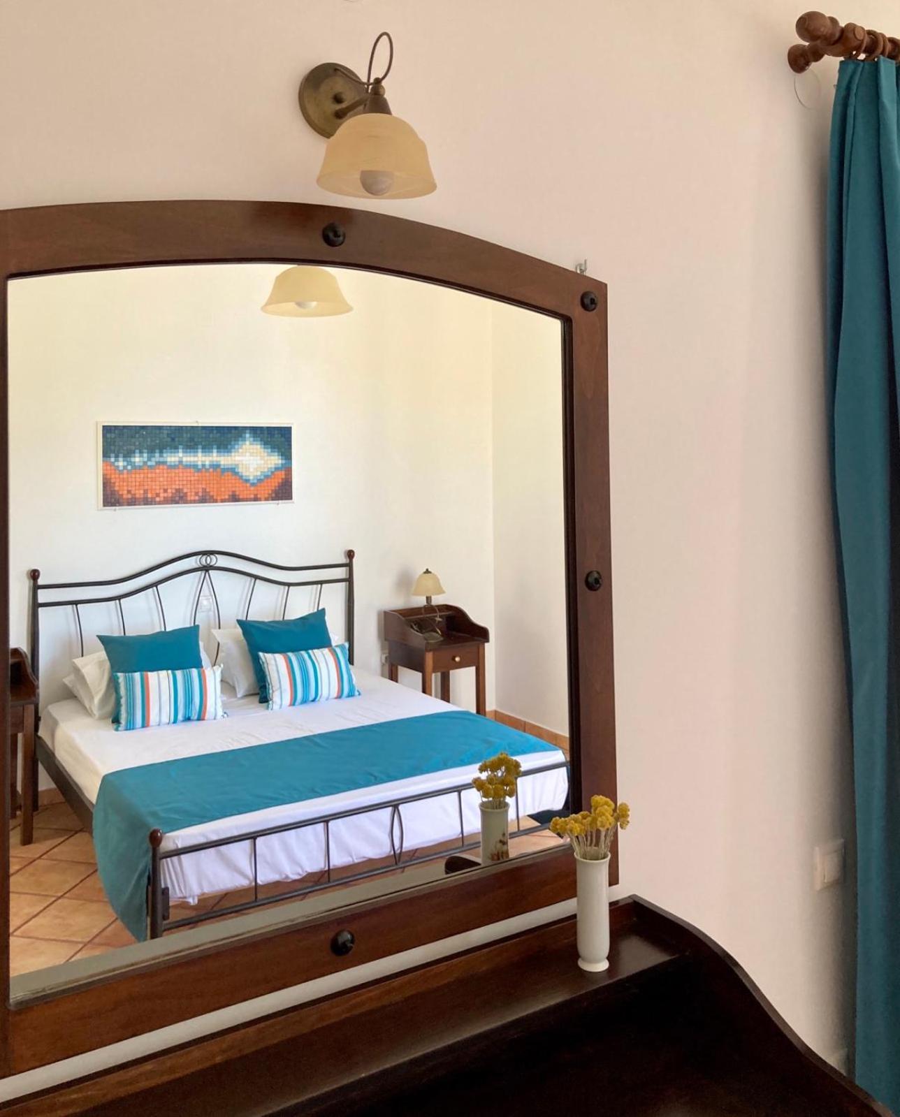 Syrou Lotos Studios & Apartments (Adults Only) Kini Kamer foto