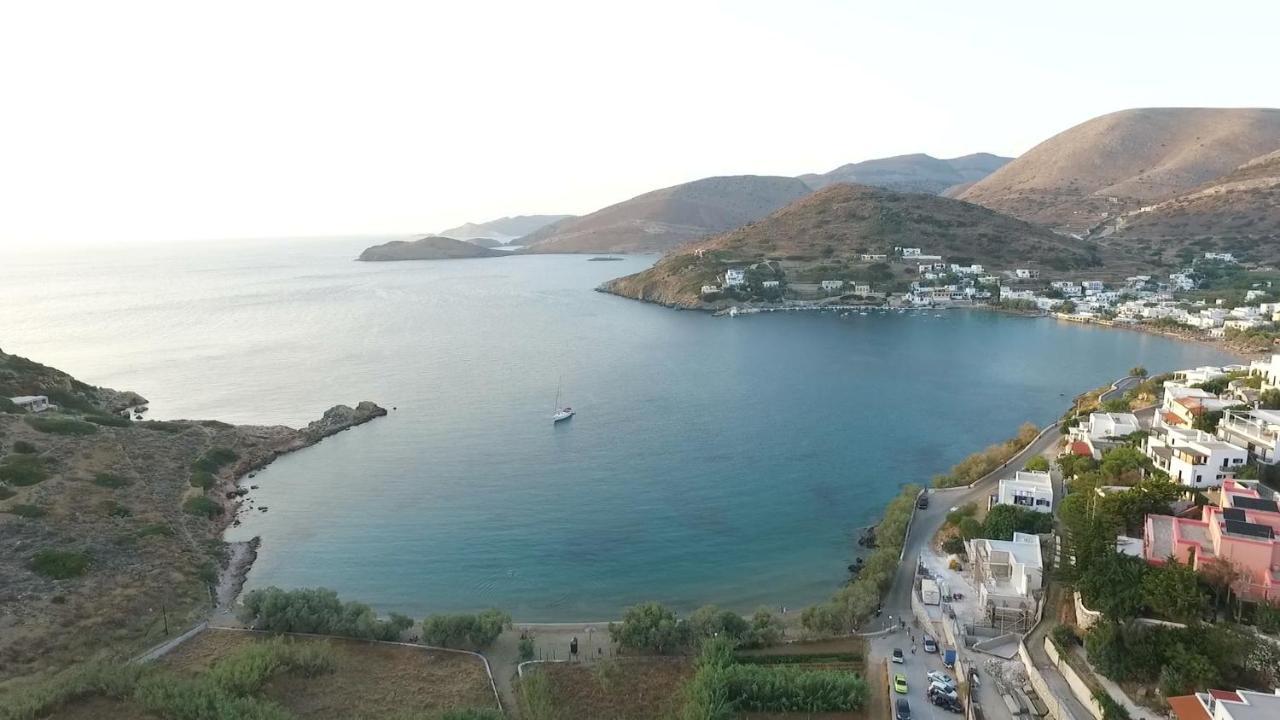 Syrou Lotos Studios & Apartments (Adults Only) Kini Buitenkant foto